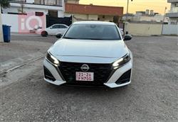 نيسان ألتيما